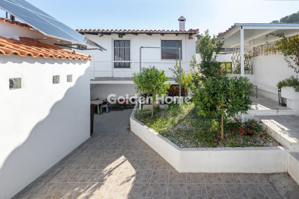 House in Agia Marina, Koropi — Photo 17 of 34