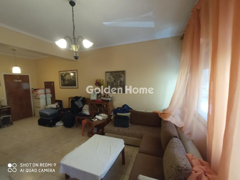 Apartment in Alsos, Nea Smyrni — Photo 2 of 28
