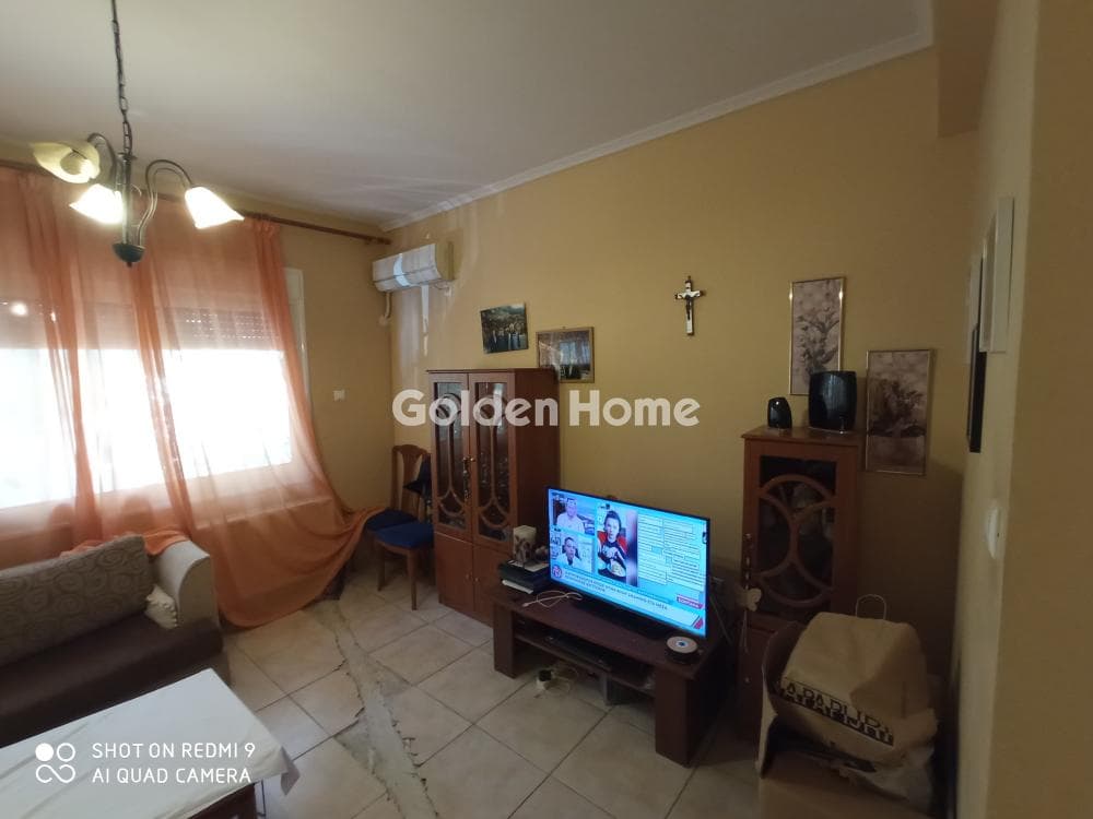 Apartment in Alsos, Nea Smyrni — Photo 4 of 28