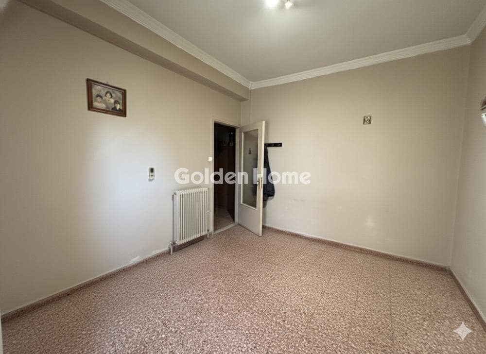 Apartment in Karava, Koridallos — Photo 2 of 12