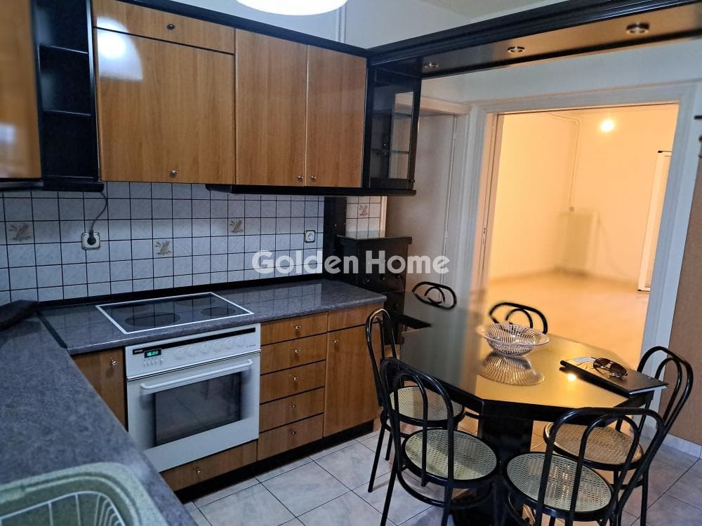 Apartment in Plateia Davaki, Kalithea — Photo 10 of 11