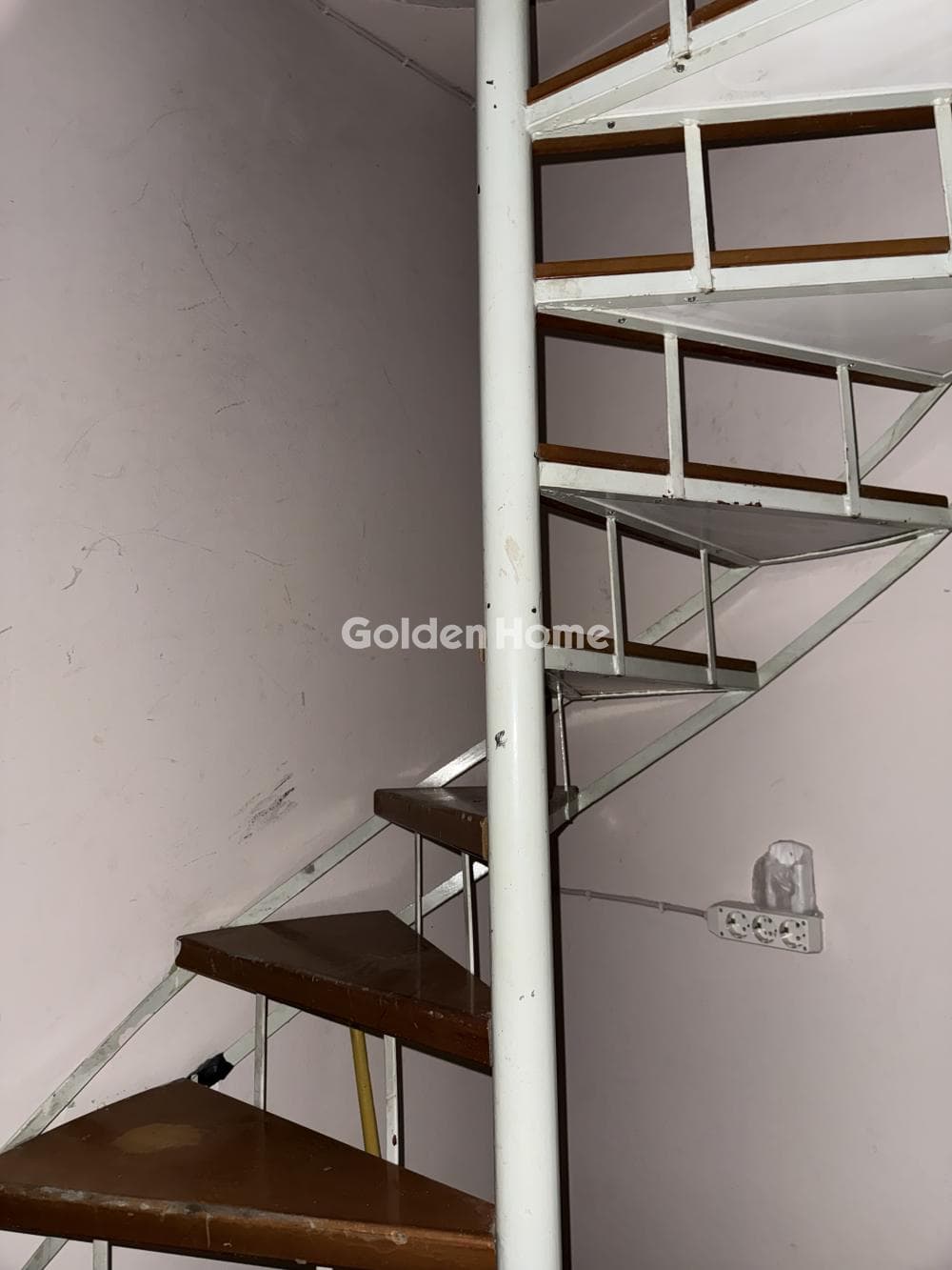Retail Store in Platoma, Chalkida — Photo 8 of 9