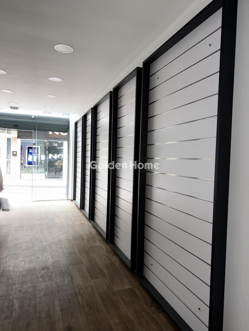 Retail Store in Platoma, Chalkida — Photo 2 of 9
