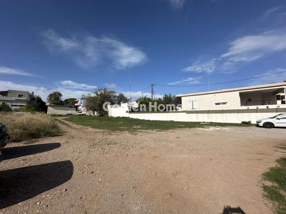 Building Plot in Center, Salamina — Photo 1 of 3