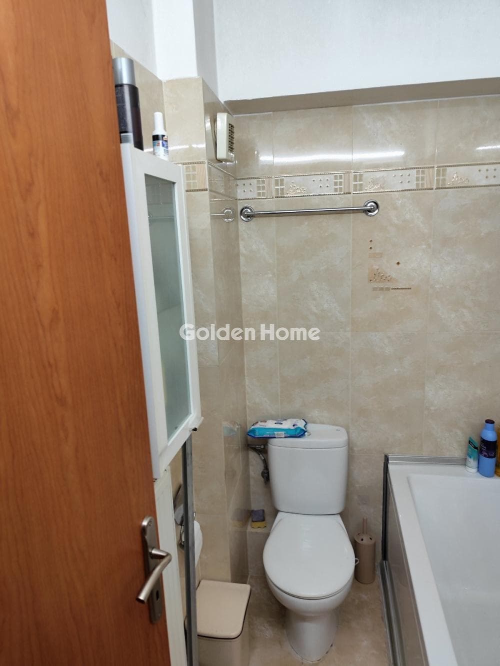 Apartment in Agios Fanourios, Drapetsona — Photo 24 of 30