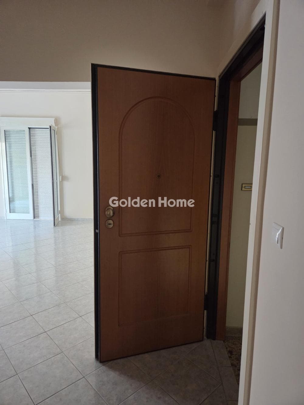 Apartment in Anthoupoli, Peristeri — Photo 2 of 22