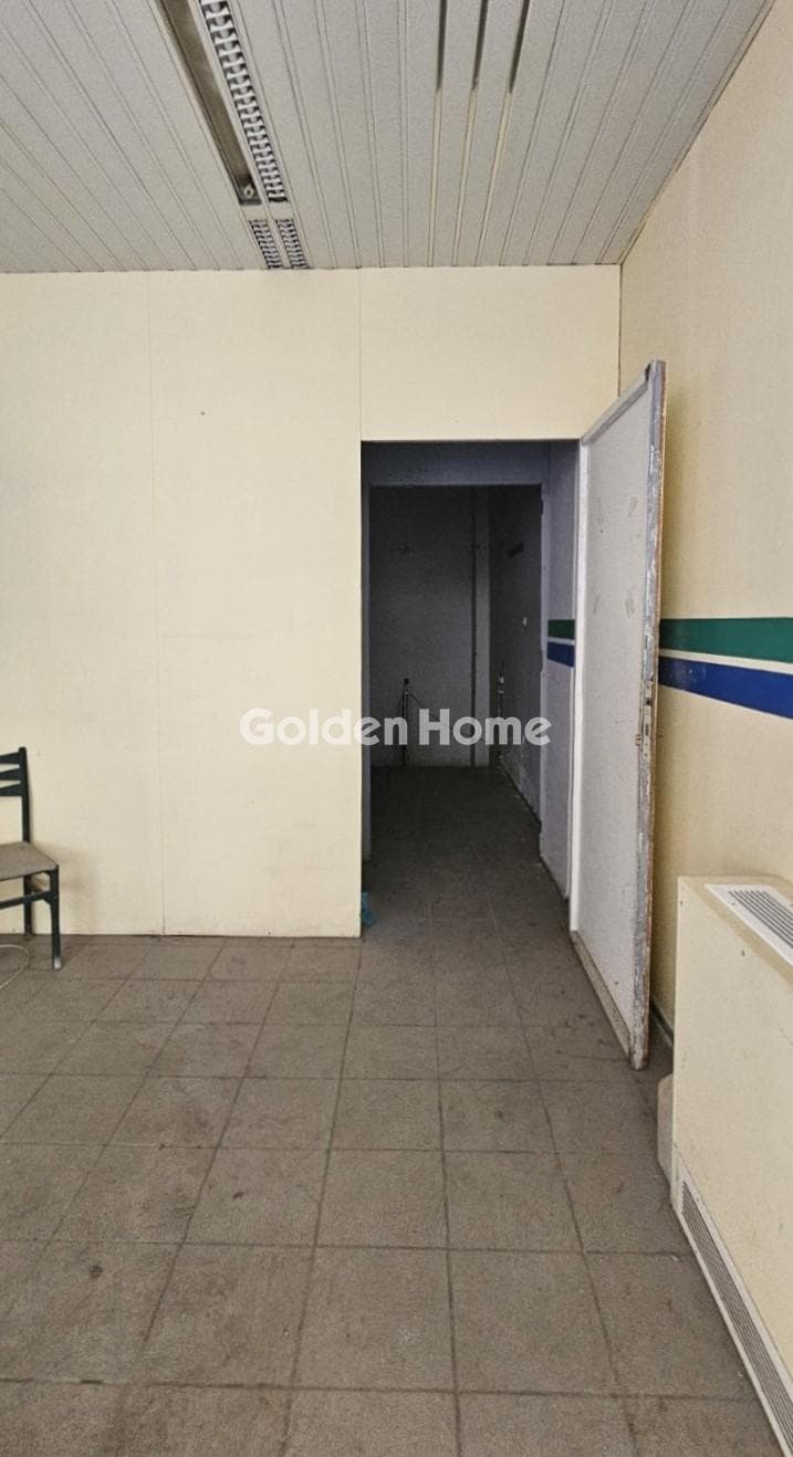 Retail Store in Alsos Pagkratiou, Pagkrati — Photo 5 of 10