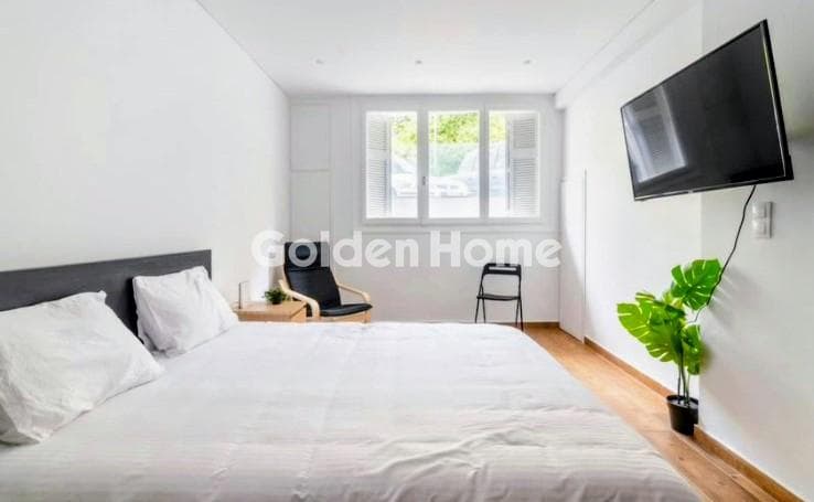 Apartment in akadimia Platonos, Kolonos - Kolokinthous — Photo 1 of 16
