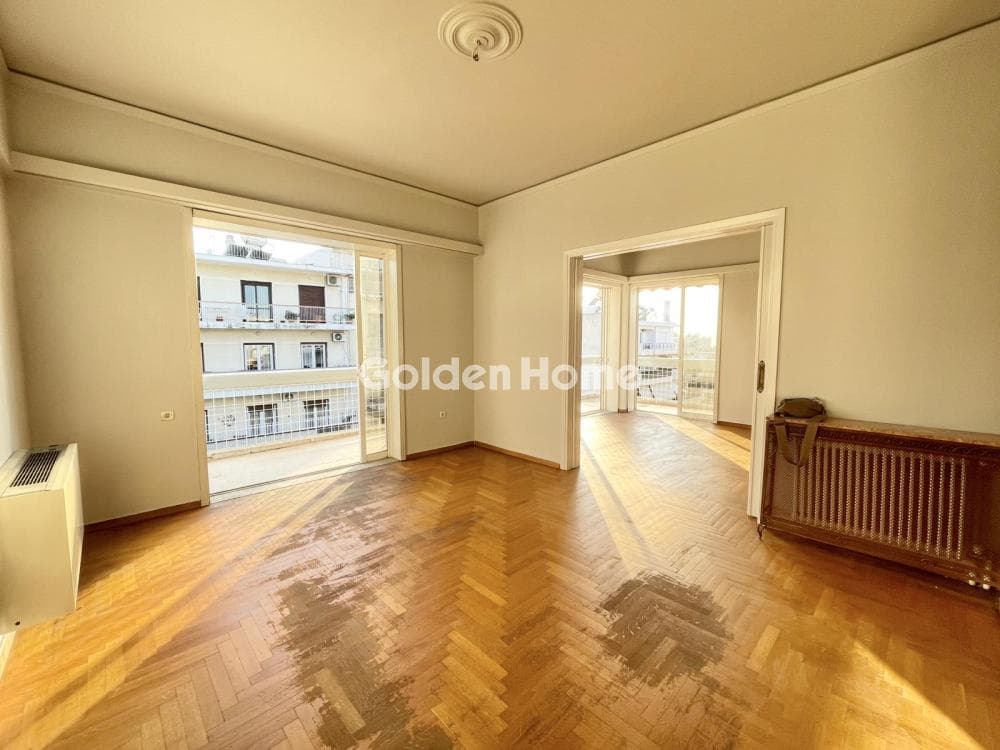 Apartment in Politechnioupoli, Zografou — Photo 1 of 25