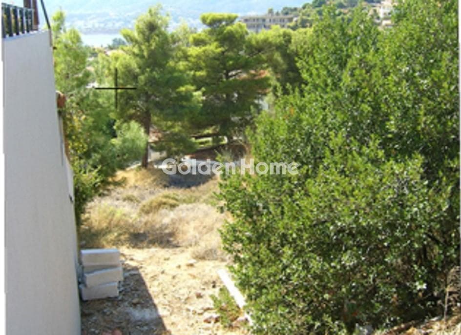 Building Plot in Porto Rafti, Vravrona