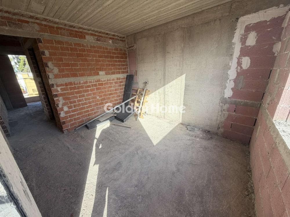 Apartment in Agios Georgios, Keratsini — Photo 5 of 12