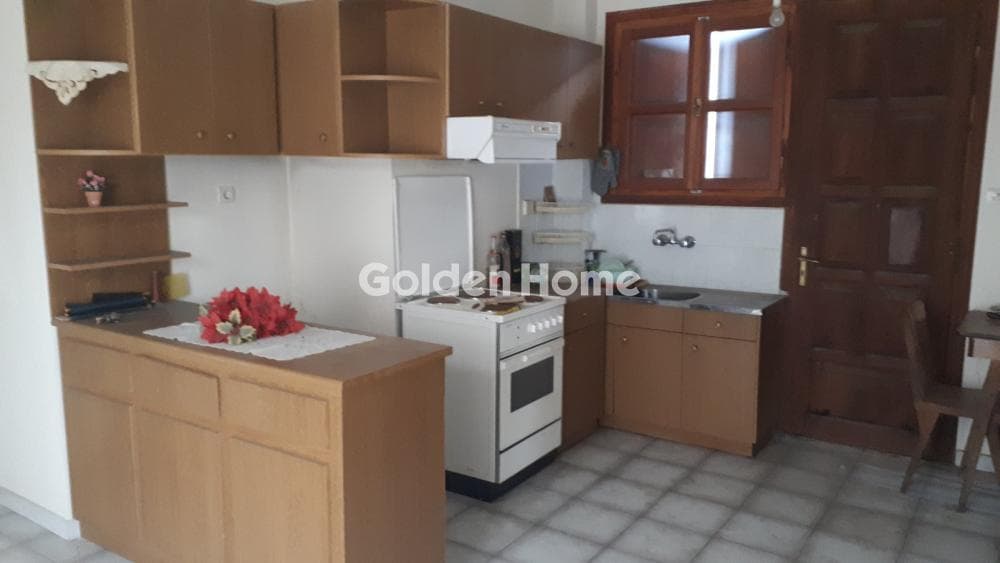 Apartment in Analipsi, Drapetsona — Photo 3 of 5