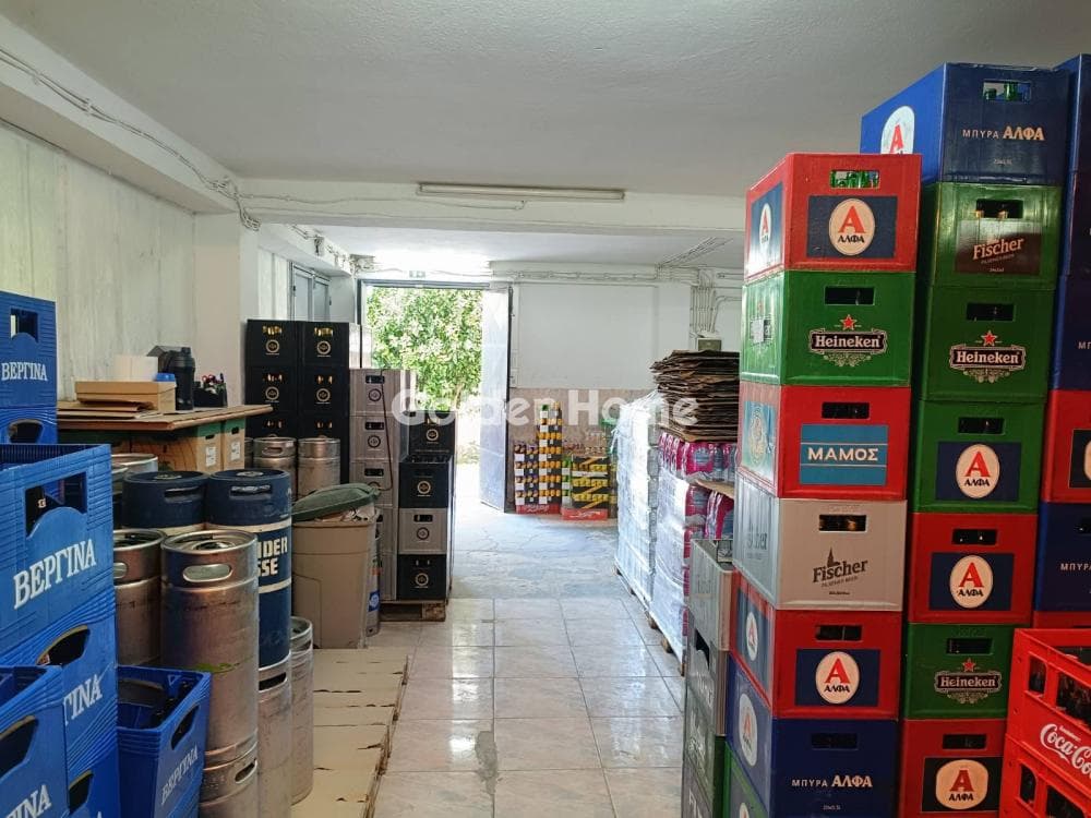 Retail Store in Panionia, Glyfada — Photo 8 of 11