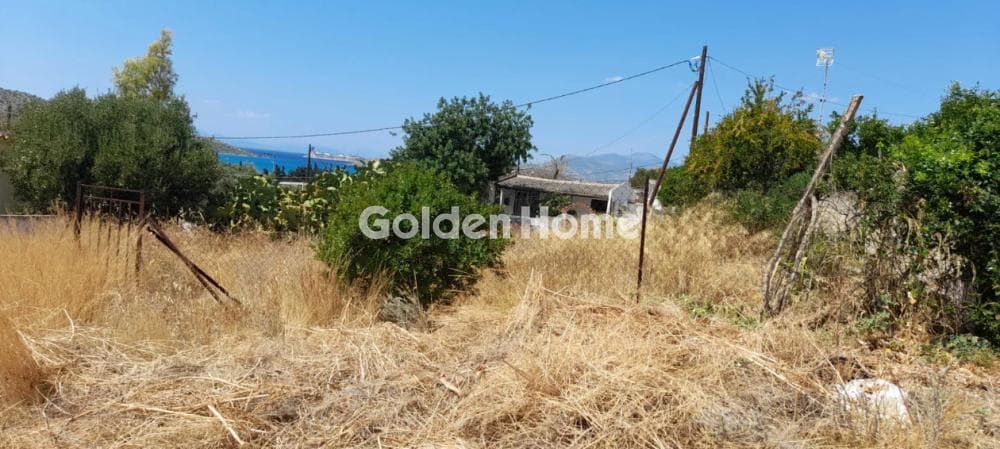 Building Plot in Psili Ammos, Salamina — Photo 1 of 4