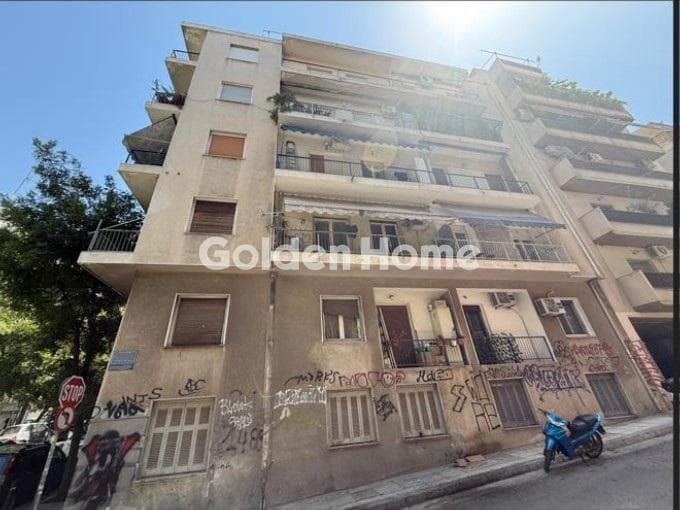 Apartment in Neo Pagkrati, Vironas — Photo 1 of 3
