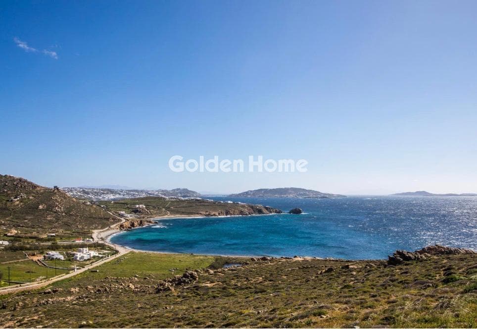House in Faros Armenistis, Mykonos — Photo 1 of 16