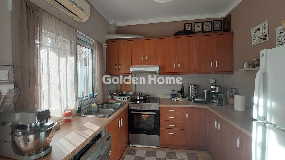 Apartment in Paradeisos, Agia Paraskevi — Photo 20 of 43