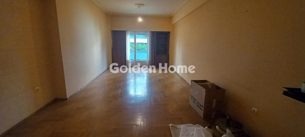Apartment in Plateia Koliatsou, Patision - Acharnon — Photo 2 of 25