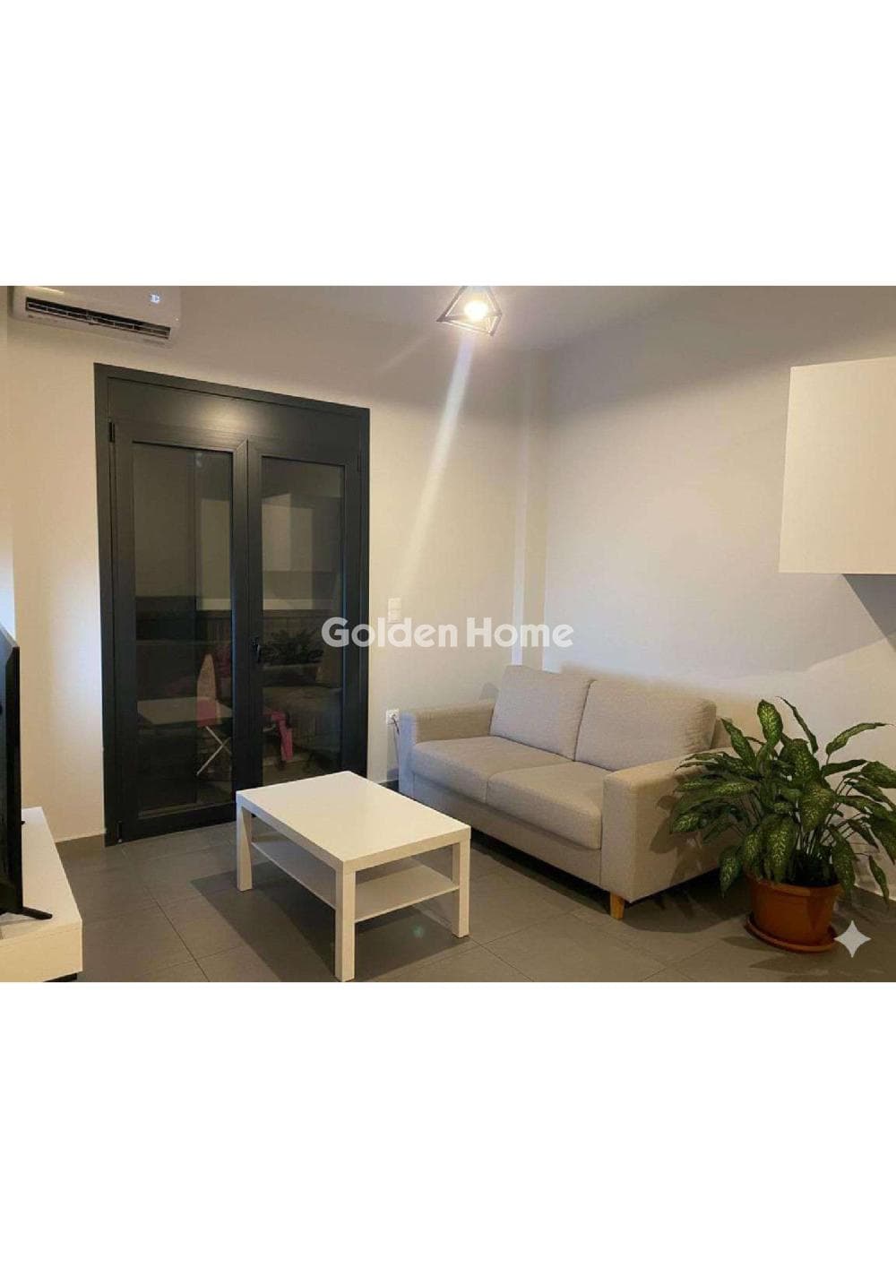 Apartment in Palaia Kokkinia, Piraeus — Photo 1 of 7