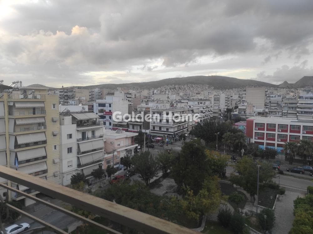 Apartment in Aspra Chomata, Nikaia — Photo 1 of 20
