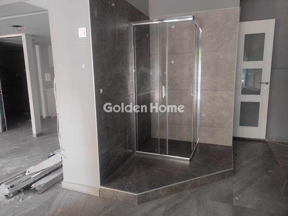 Retail Store in Plateia Davaki, Kalithea — Photo 9 of 12