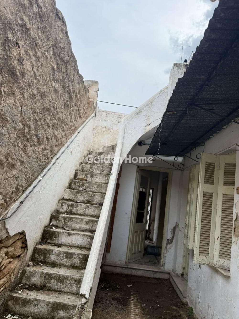 Building Plot in Agia Sofia, Piraeus — Photo 1 of 5