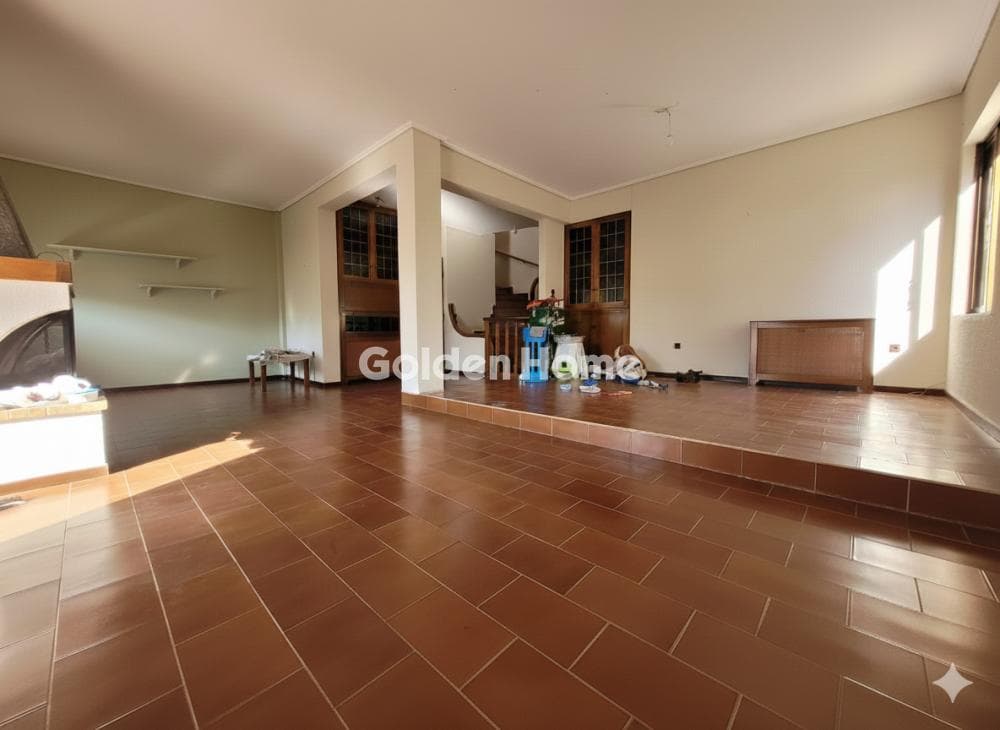 Apartment in Rizareios, Chalandri — Photo 2 of 7