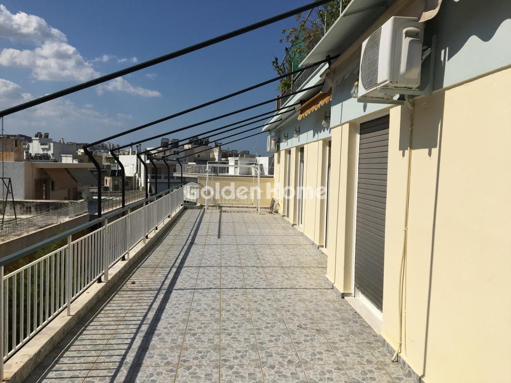 Apartment in Analipsi, Vironas — Photo 1 of 35