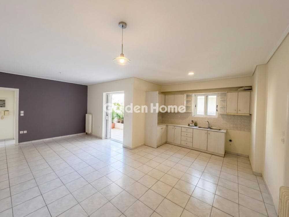 Apartment in Megala Sxoinia A, Acharnes — Photo 2 of 9