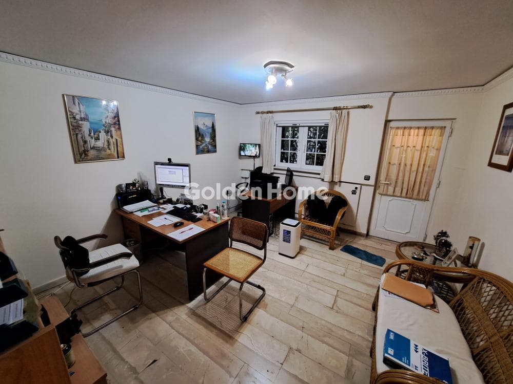 Apartment in Agia Paraskevi, Nea Smyrni — Photo 2 of 17