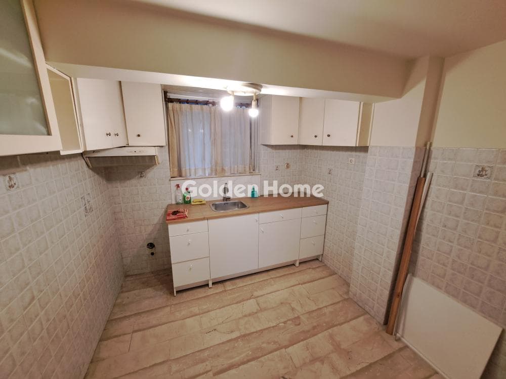 Apartment in Agia Paraskevi, Nea Smyrni — Photo 5 of 17