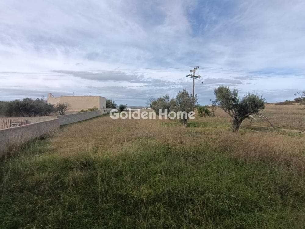 Building Plot in Aliki, Paros — Photo 1 of 12