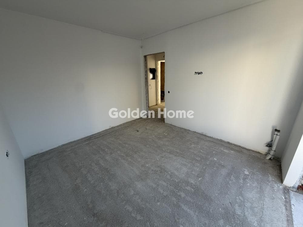 Apartment in Evaggelistria, Nikaia — Photo 18 of 23