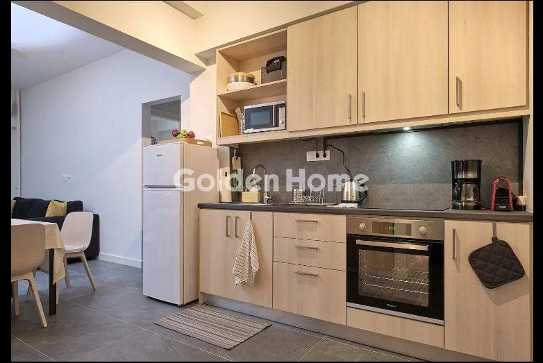 Apartment in Megala Sxoinia B, Exarchia - Neapoli — Photo 4 of 14
