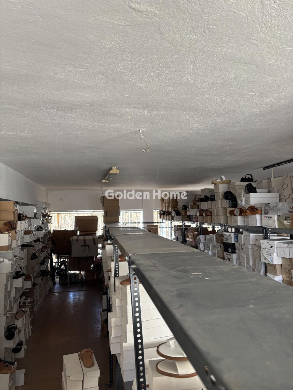 Retail Store in Neo Terma, Marousi — Photo 9 of 11