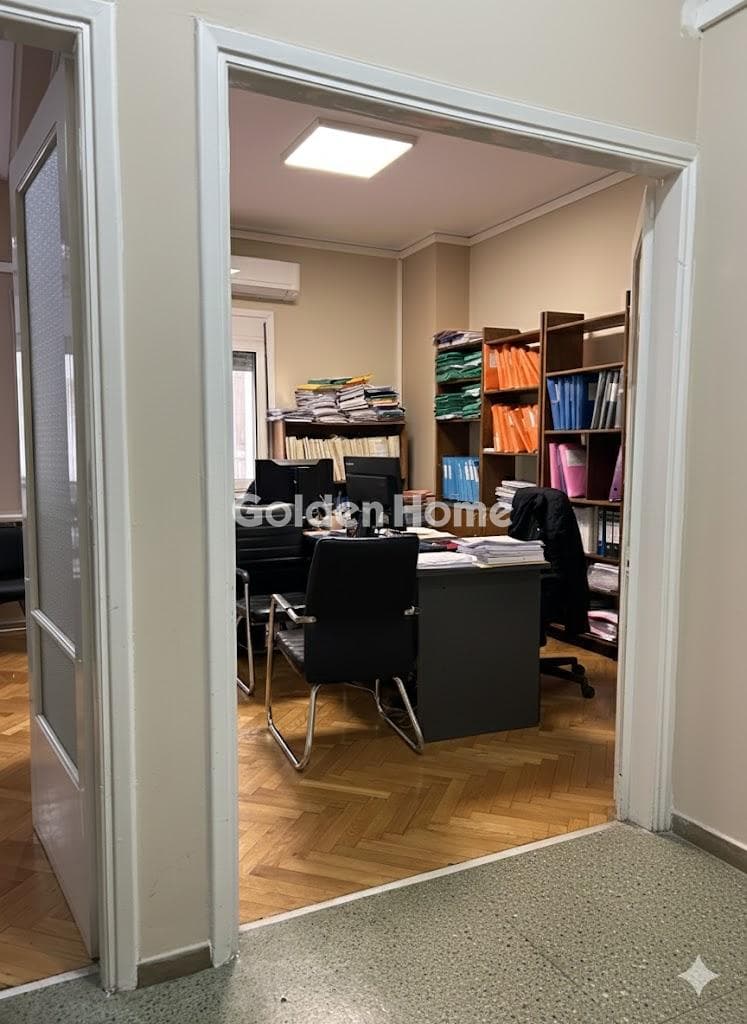 Γραφείο στην Μεγάλα Σχοινία Β, Εξάρχεια - Νεάπολη — Φωτογραφία 2 από 4