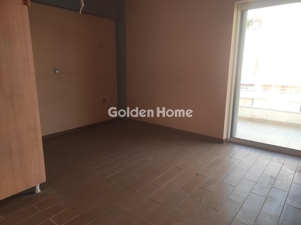 Apartment in Lofos Filaretou, Kalithea — Photo 9 of 21