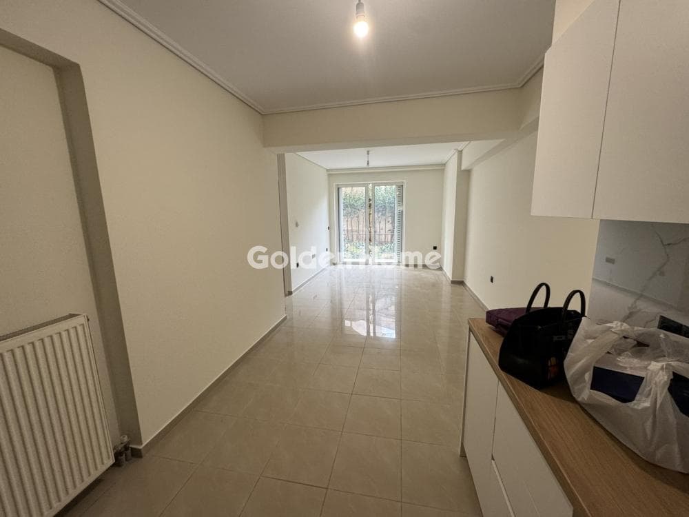 Apartment in Chrisaki, Nea Smyrni — Photo 1 of 12