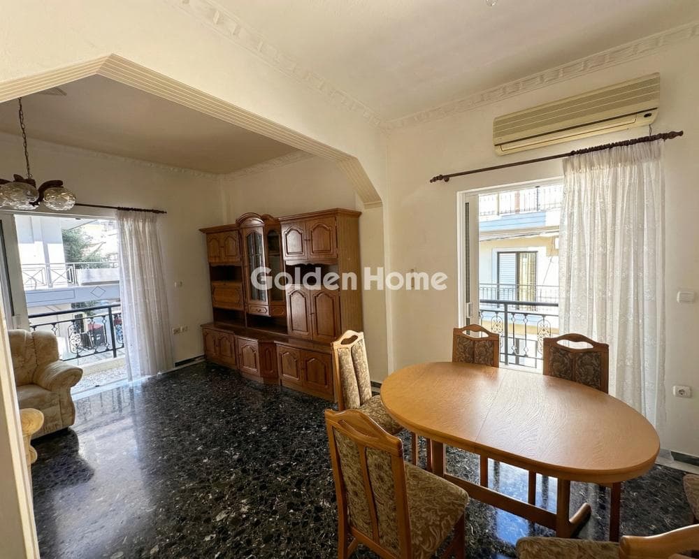 Apartment in Chrisoupoli, Peristeri — Photo 1 of 15