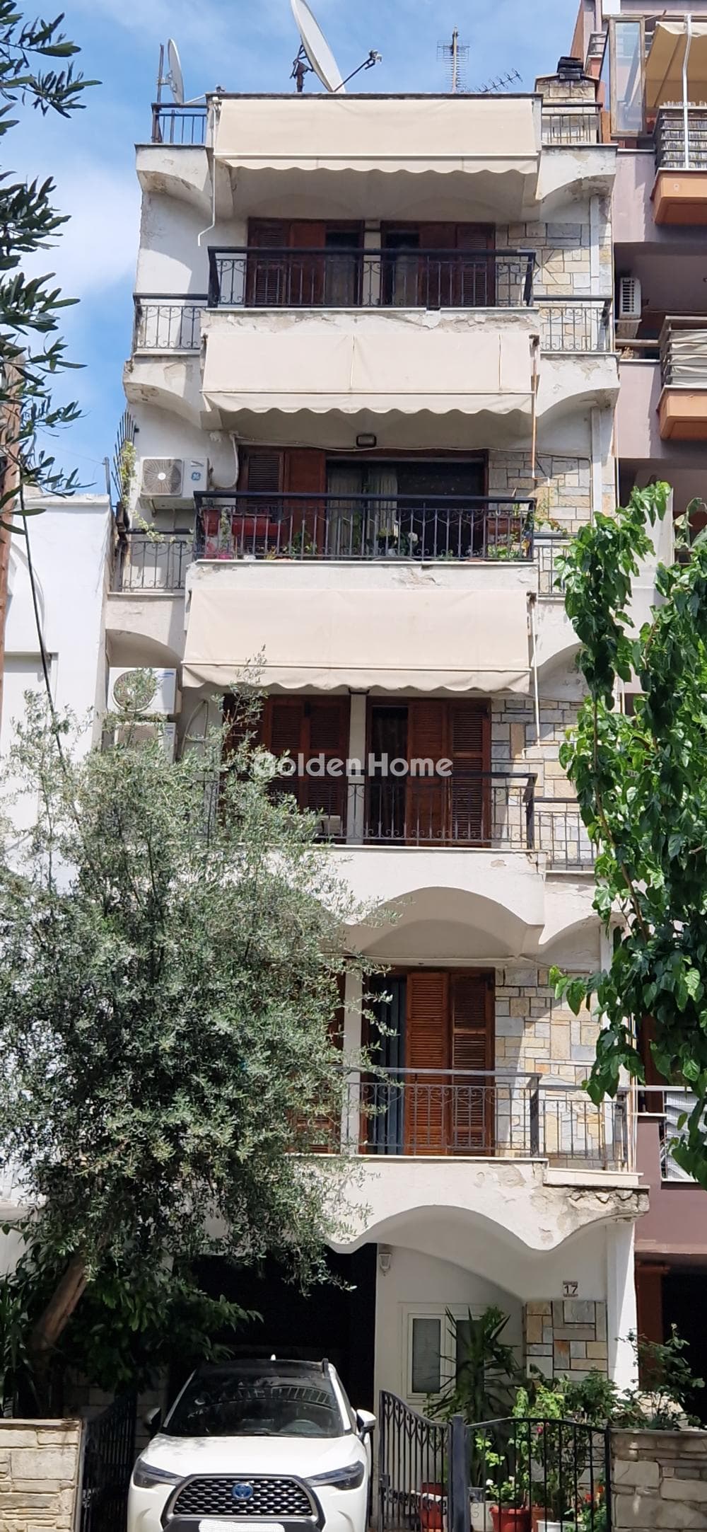 Apartment in Karampournaki, Kalamaria — Photo 2 of 3