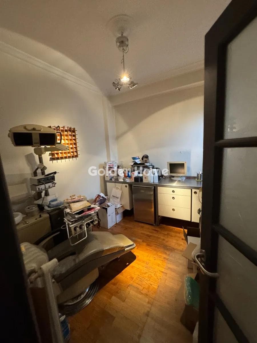 Office in Oria Imittou, Pagkrati — Photo 6 of 11