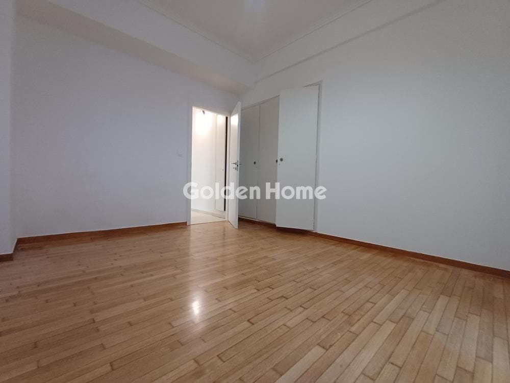 Apartment in Agios Panteleimonas, Attiki — Photo 11 of 22