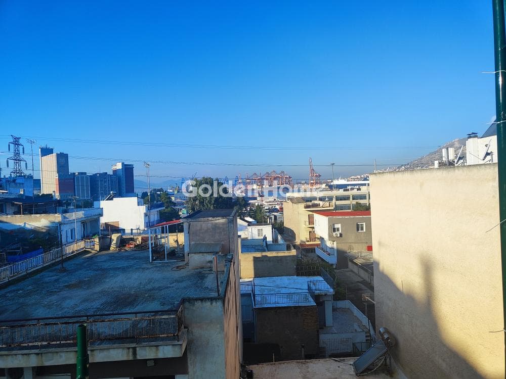 Apartment in Evgenia, Keratsini — Photo 13 of 18