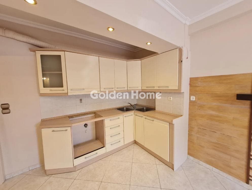 Apartment in Agia Marina, Ilioupoli — Photo 3 of 8