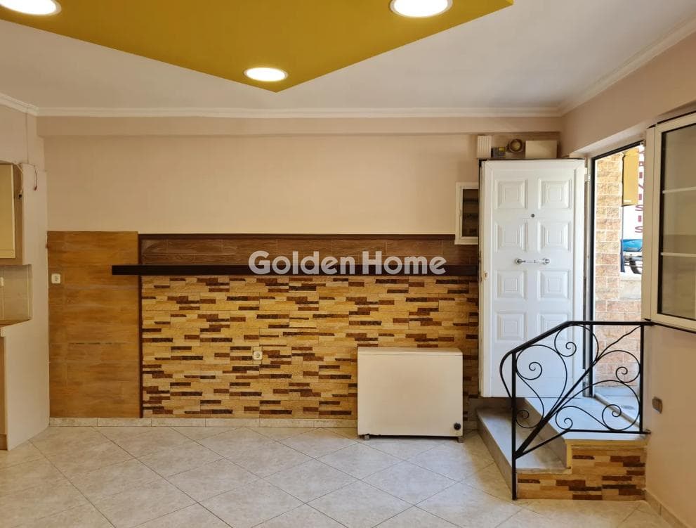Apartment in Agia Marina, Ilioupoli — Photo 2 of 8