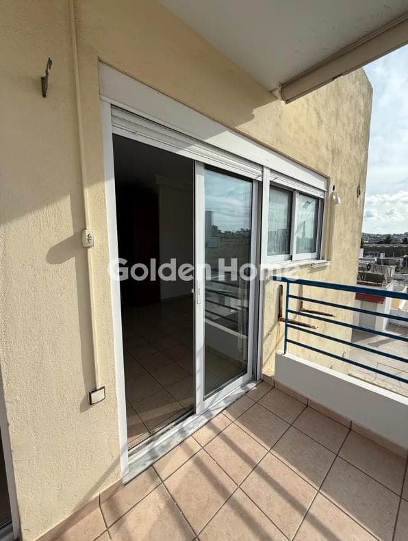 Apartment in Center, Dafni — Photo 9 of 18