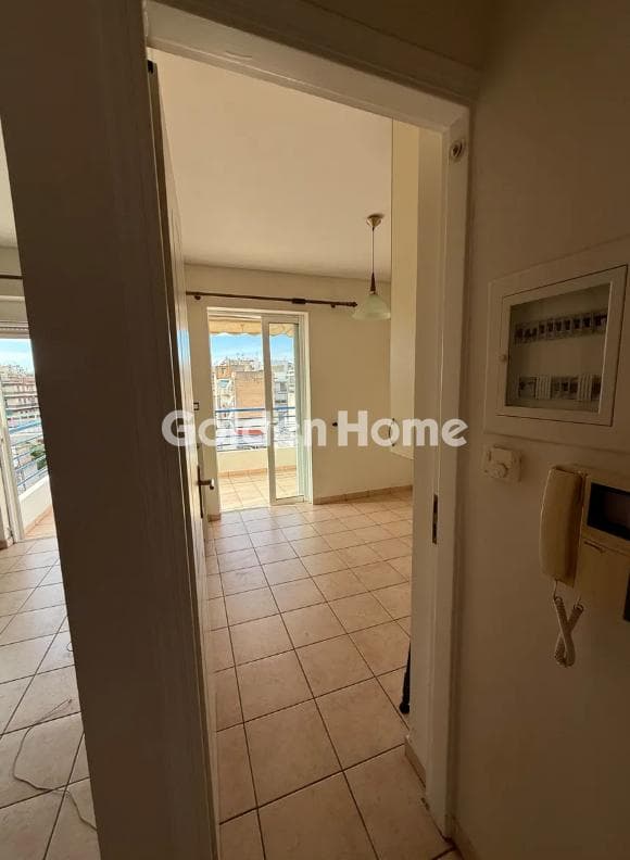 Apartment in Center, Dafni — Photo 10 of 18