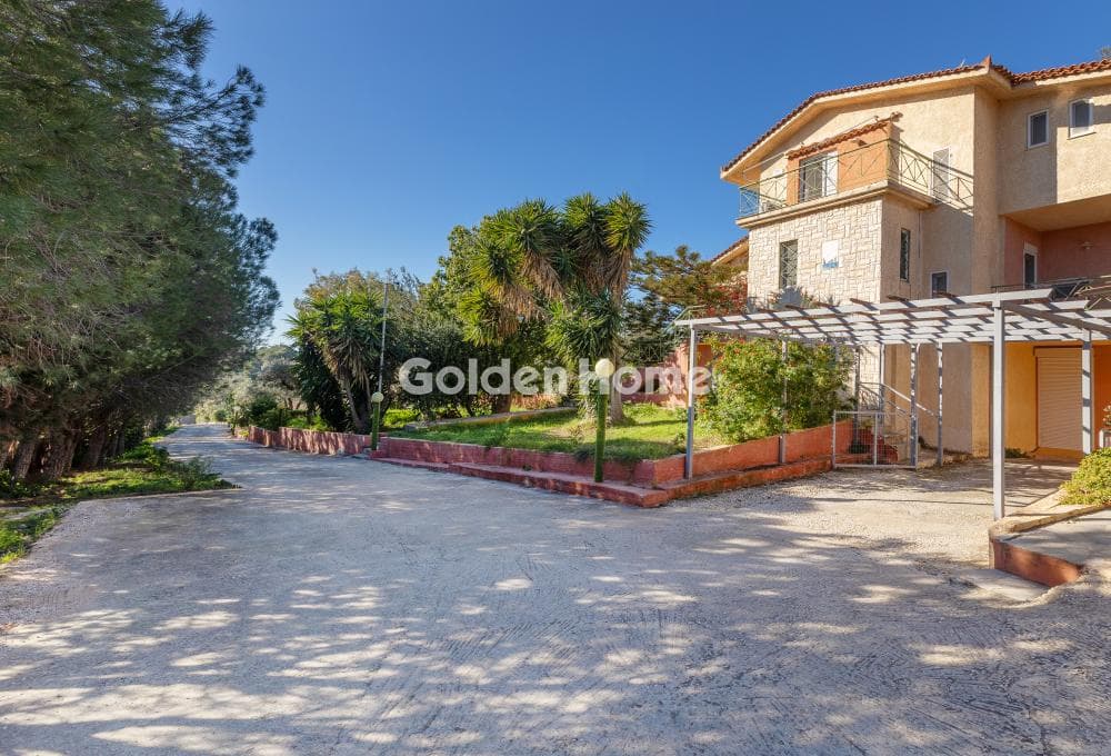 House in Industrial area, Koropi — Photo 40 of 56