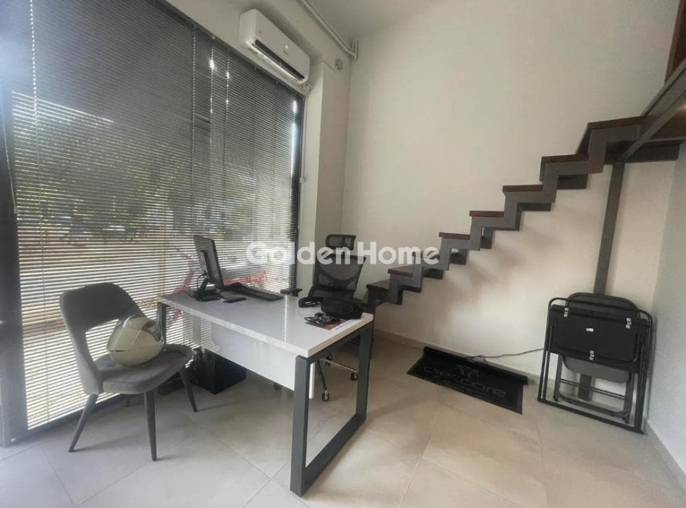 Γραφείο στην Χαραυγή, Δάφνη — Φωτογραφία 1 από 3