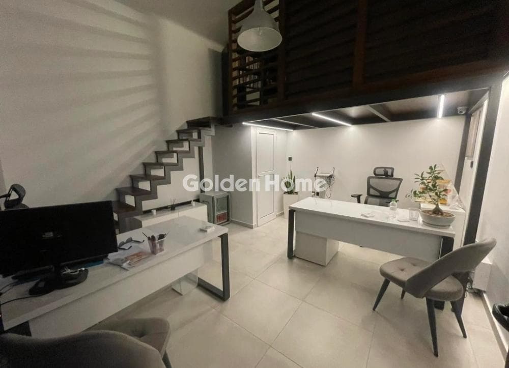 Γραφείο στην Χαραυγή, Δάφνη — Φωτογραφία 2 από 3